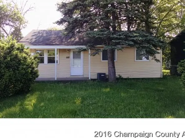 1512 N Mattis Ave, Champaign, IL 61821