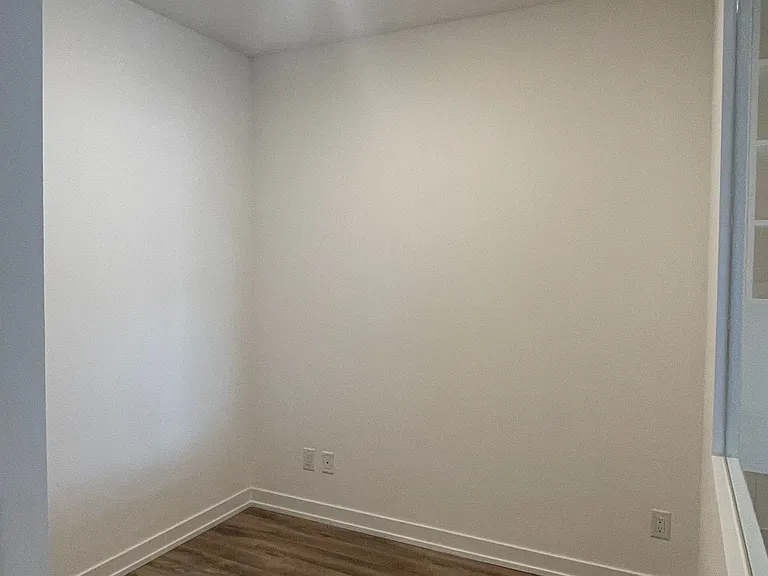 20 Edward St #512 — Photo 16