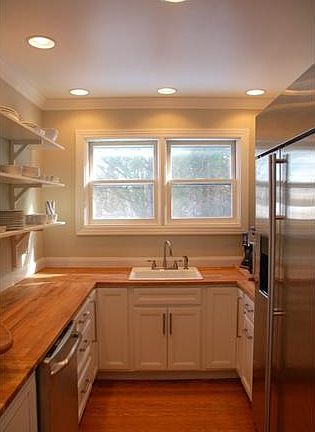 Completely renovated kitchen in 2015!