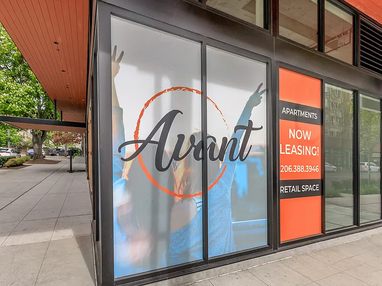 2112 E Denny Way — Photo 12