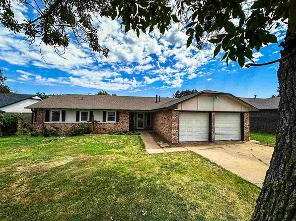 1804 Princeton Ave, Ponca City, OK 74604