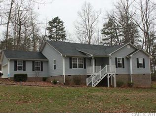1574 Beverly Ln, Lincolnton, NC 28092