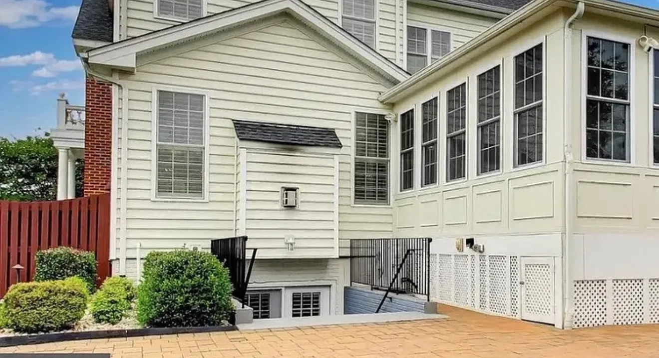 Morrisonville Manor Ter, Ashburn — Photo 1
