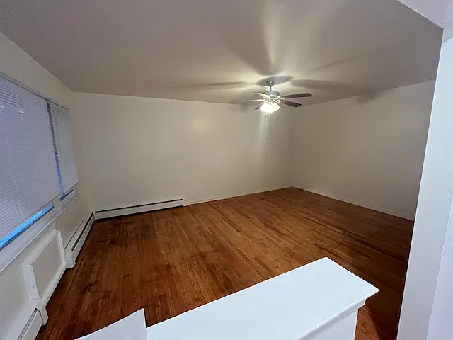 2 bed, 1000 sqft, $1,700 — Photo 4