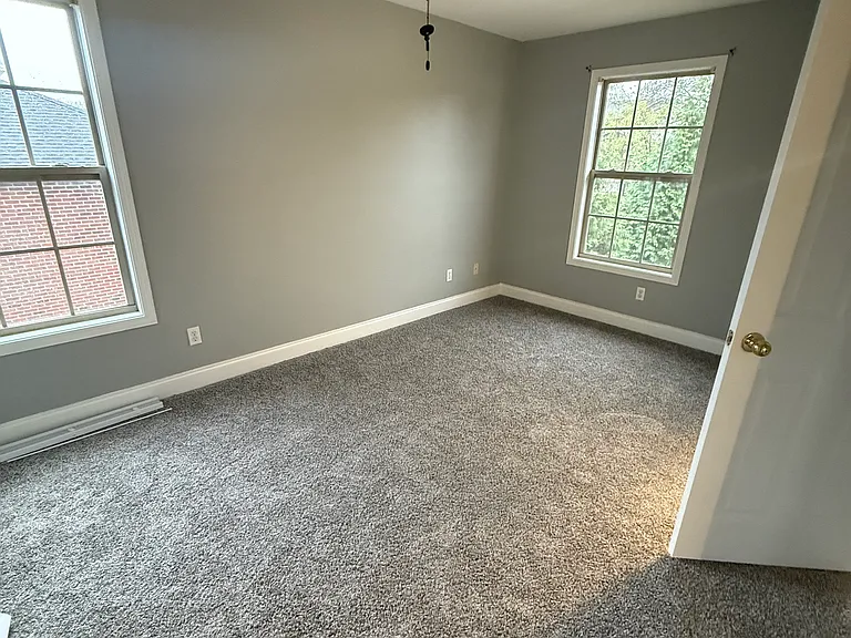 602 Hampton Way #A — Photo 7