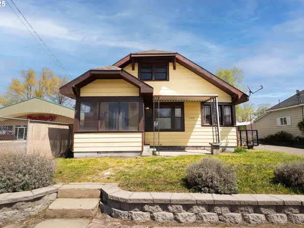 1705 Adams Ave, La Grande, OR 97850
