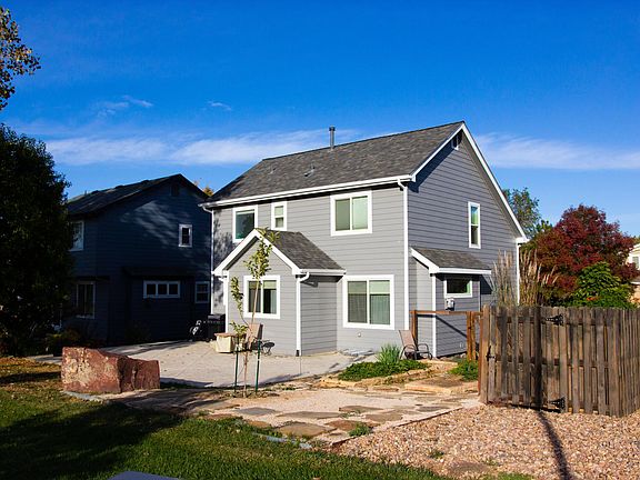 5th image of 407 Arbor Dr