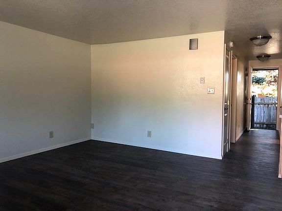 5th image of 2388-2396 Broadway St #2398A-2398V