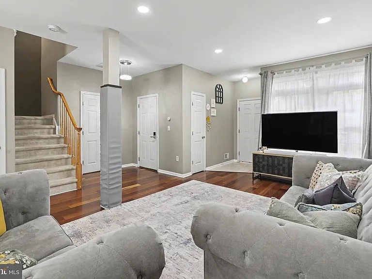 16 Shelley Cir — Photo 10