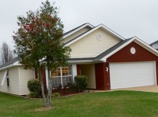 333 Brushfire Dr, Dothan, AL 36305