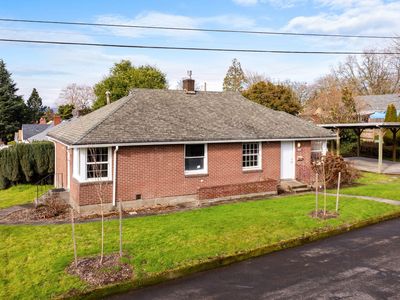 1000 W 39th St, Vancouver, WA, 98660