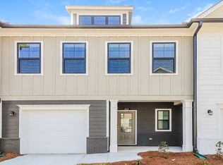 834 Calvin Park Dr, Ball Ground, GA 30107