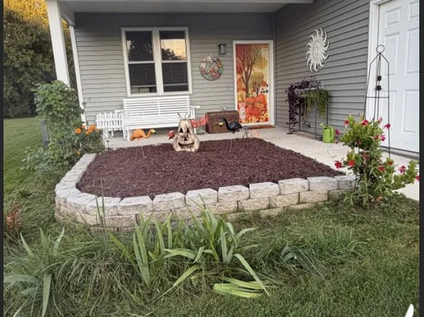 504 E 8th Ave, Brodhead, WI 53520