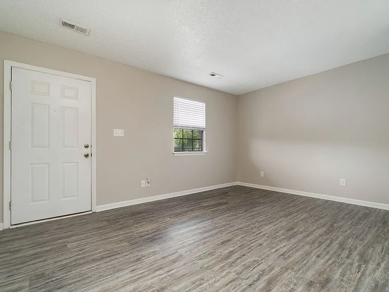 Arlington Pointe — Photo 16