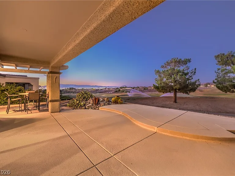 2656 Riceville Dr — Photo 2