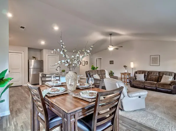 1618 Hidden Garden Ln, Gilbert, SC 29054