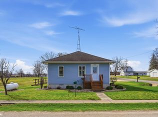 502 E Oak St, Salem, IA