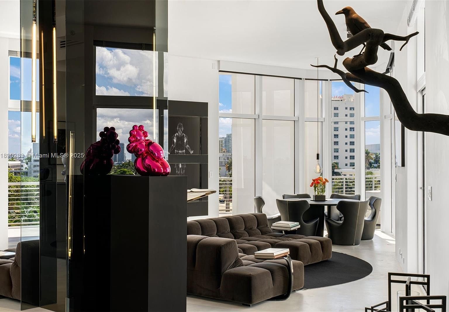 2001 Meridian Ave PENTHOUSE 1