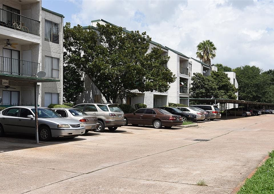 1st image of 2814 S Bartell Dr APT J10