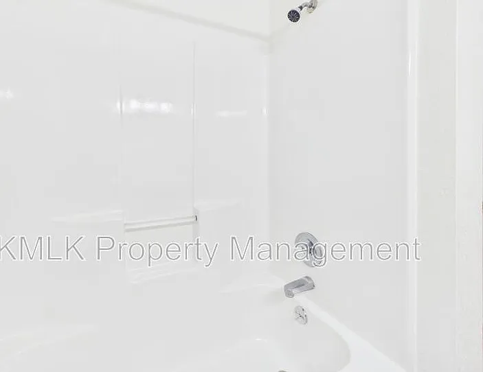 508 Crouse St — Photo 18