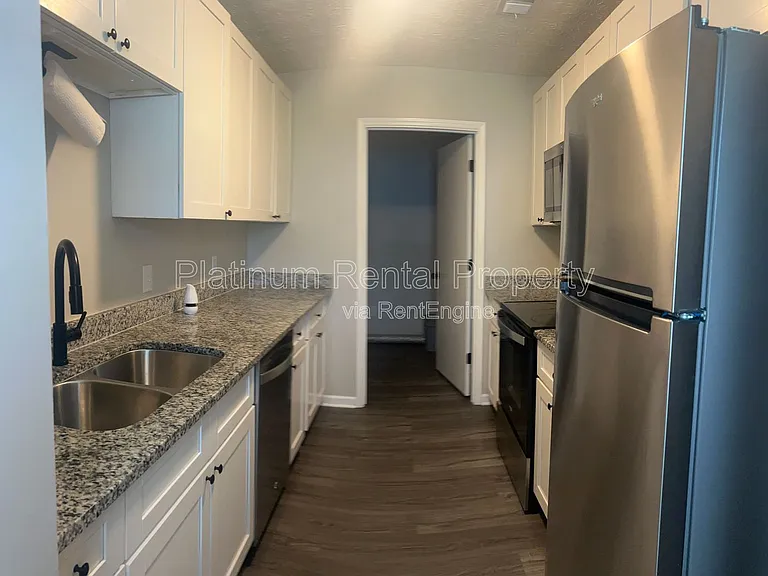 1614 Riverside Trl NE — Photo 6