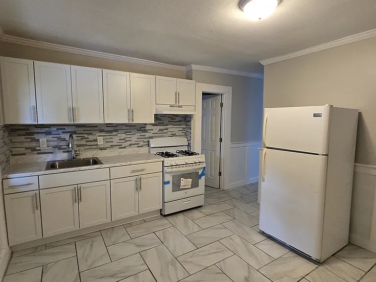 1514 Pembroke St #L1 — Photo 21