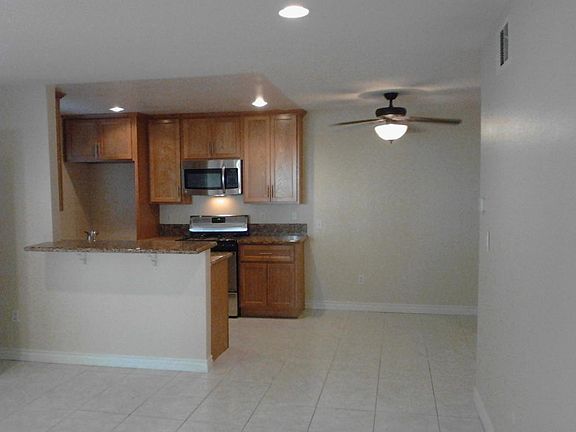 3rd image of 1072 Cabrillo Park Dr