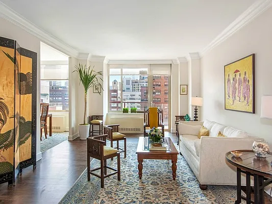 Sold by Sotheby's International Realty | media 26