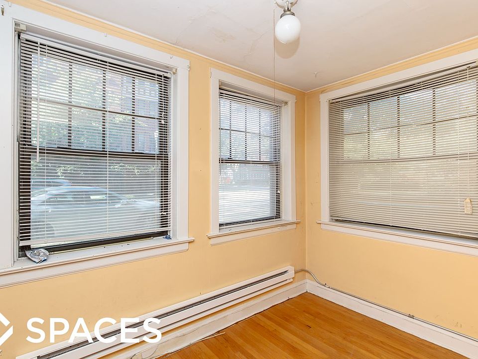 1st image of 312 Lee St #320GDN