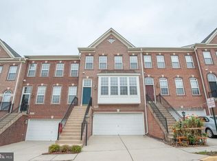 8222 Gunston Commons Way, Lorton, VA 22079