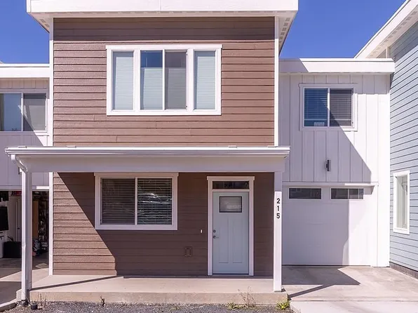 215 Wheatland Ct, Moscow, ID 83843
