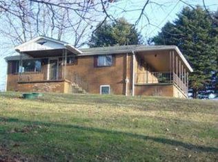5 Victor Ln, Burgettstown, PA 15021