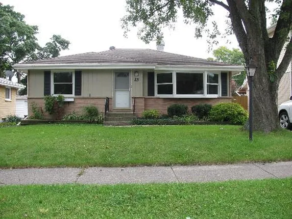 25 Rosemont Ave, Roselle, IL 60172