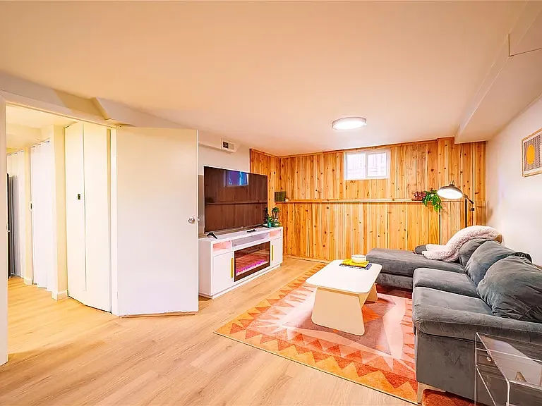 4520 S Delaware St — Photo 11
