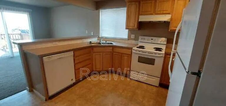 5719 NE 135th Ave — Photo 4