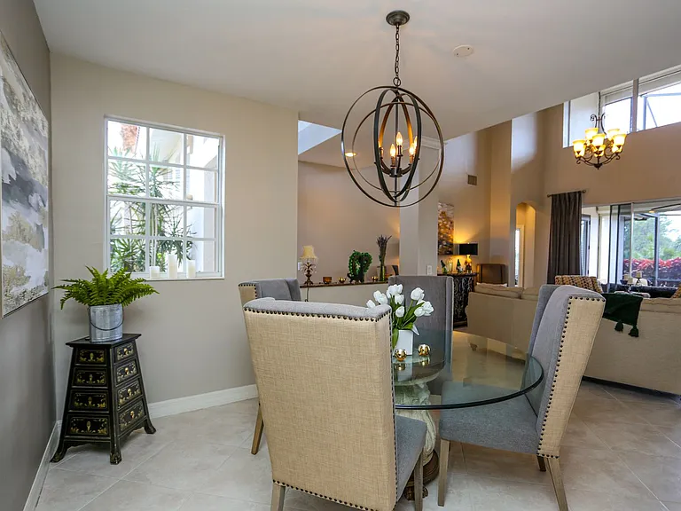 5945 Paradise Cir — Photo 36