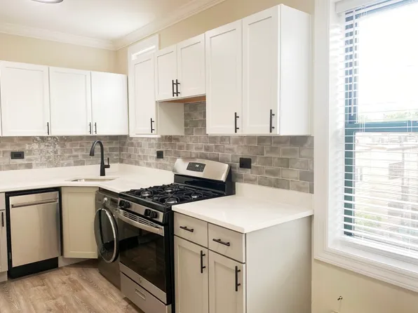 3848 N Greenview Ave #3, Chicago, IL 60613