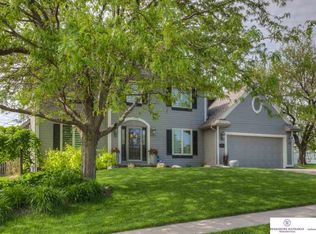 17411 Y St, Omaha, NE 68135