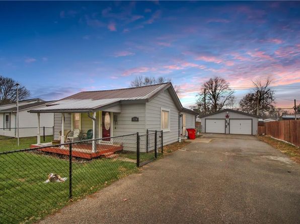 959 E York St Martinsville In 46151 Zillow