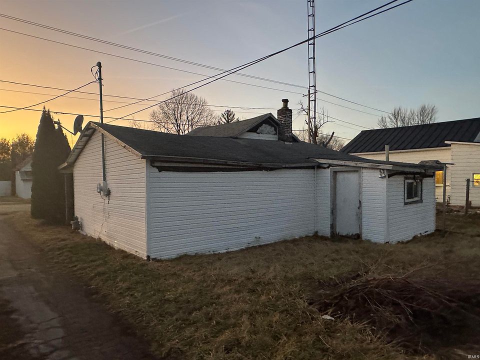 2nd image of 702 N West St