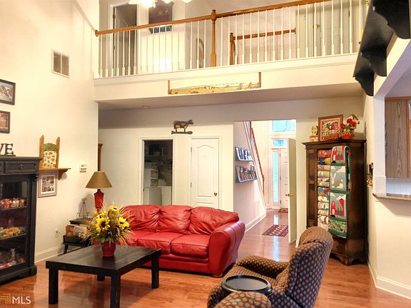 5th image of 604 Tripetal Way