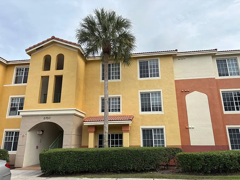6760 Heritage Grande #6107 — Photo 19