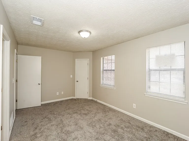 2068 Sitser Ln — Photo 14