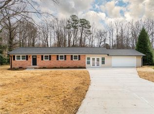 1806 Wellington Rd, Burlington, NC 27217