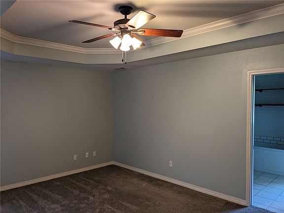 5th image of 209 Pine Meadow Dr