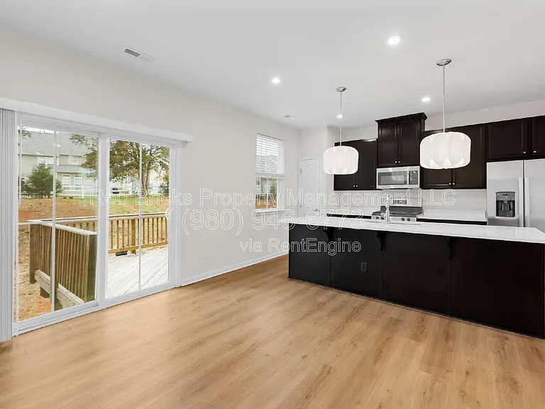 2620 Grantham Place Dr — Photo 5