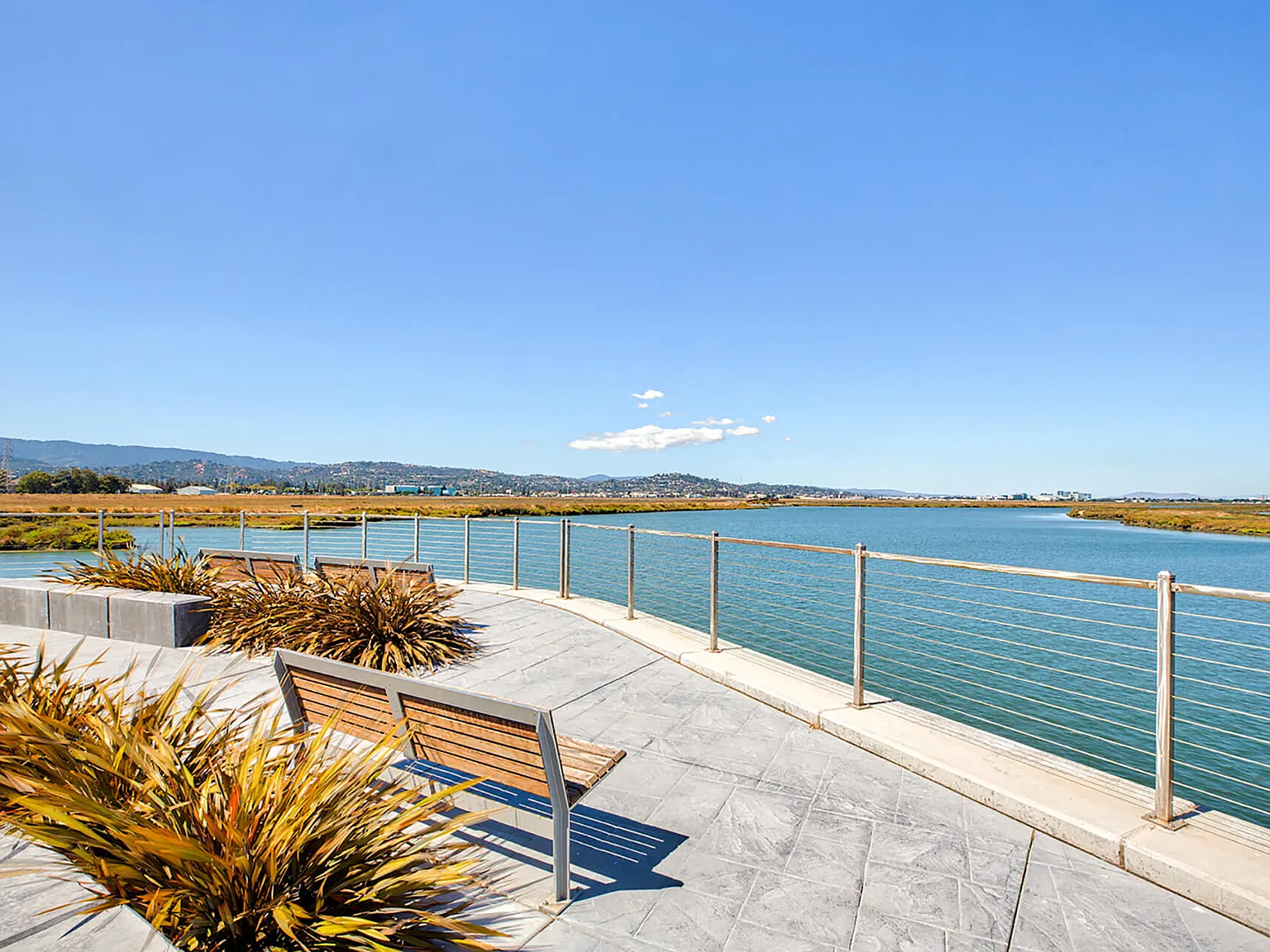 Blu Harbor by Windsor — Photo 4