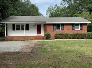 707 Pine Grove Dr, Wilmington, NC 28409
