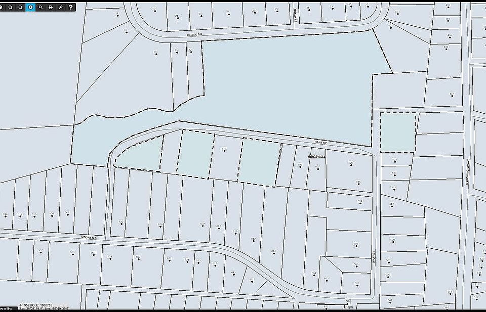 2nd image of Hart St