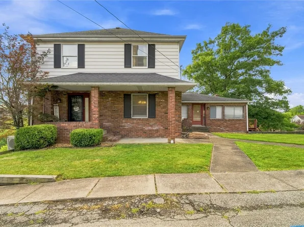 17 Church St, New Salem, PA 15468